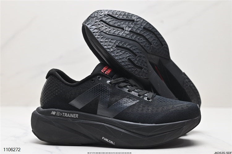 New Balance FuelCell Supercomp Trainer V