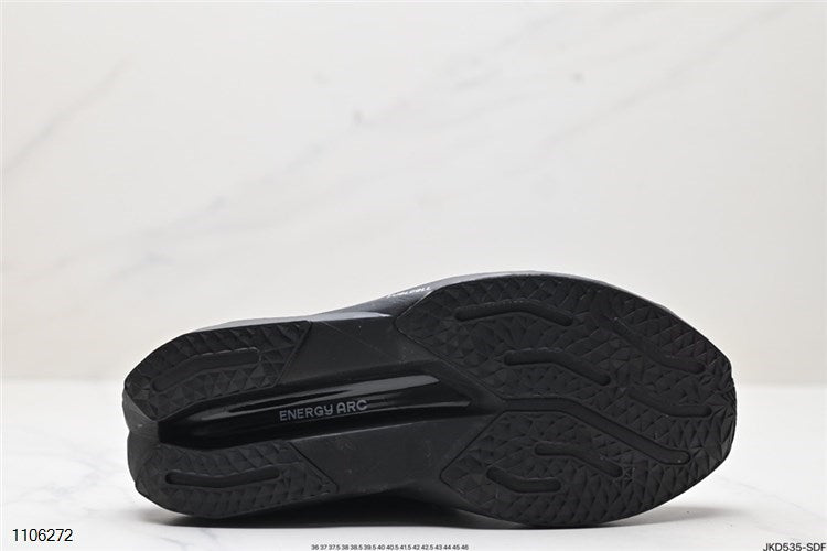 New Balance FuelCell Supercomp Trainer V