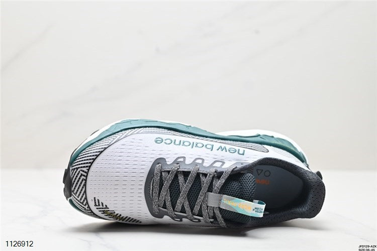 New Balance - Fresh Foam x More Trail V3