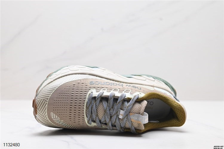 New Balance - Fresh Foam x More Trail V3