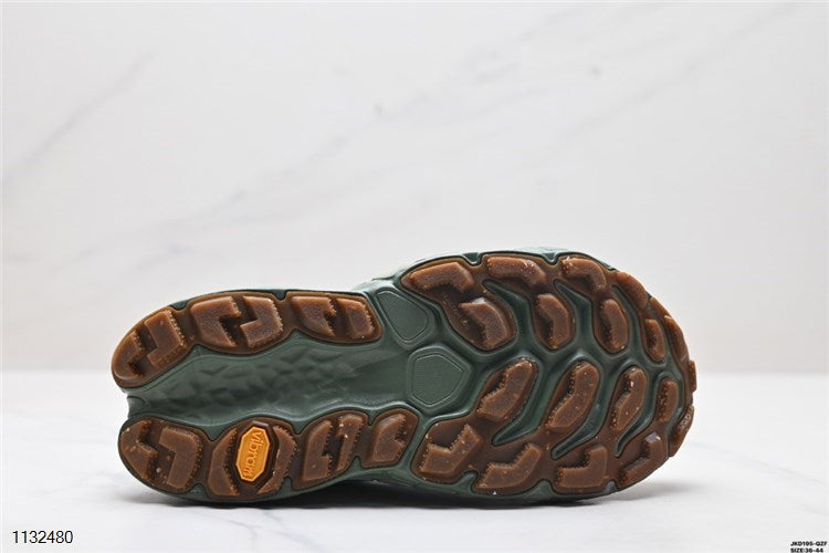 New Balance - Fresh Foam x More Trail V3