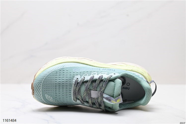 New Balance - Fresh Foam x More Trail V3