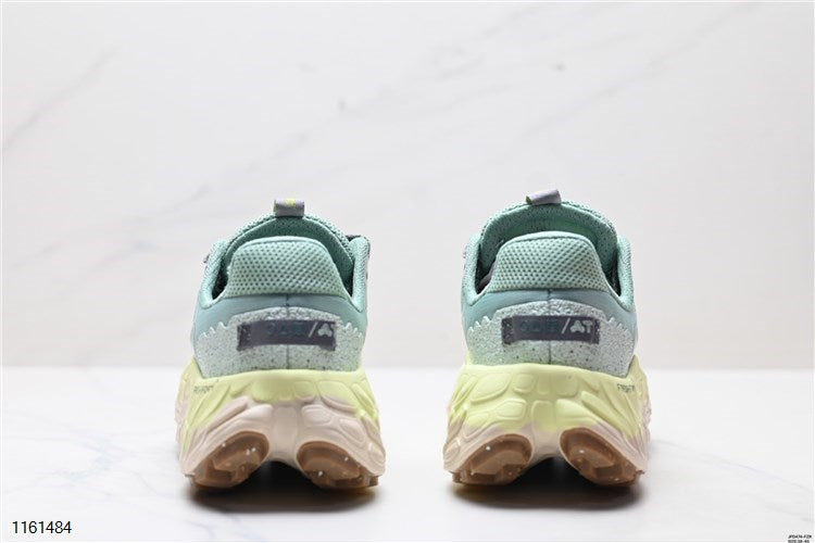 New Balance - Fresh Foam x More Trail V3