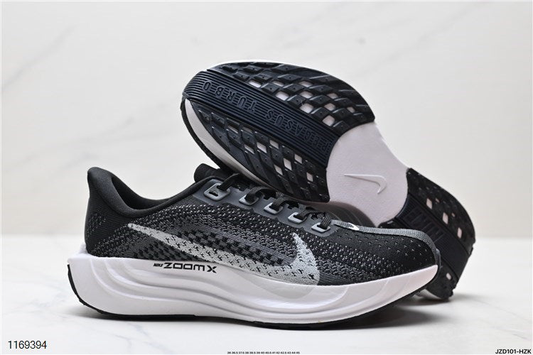 Nike Air Zoom Pegasus Plus
