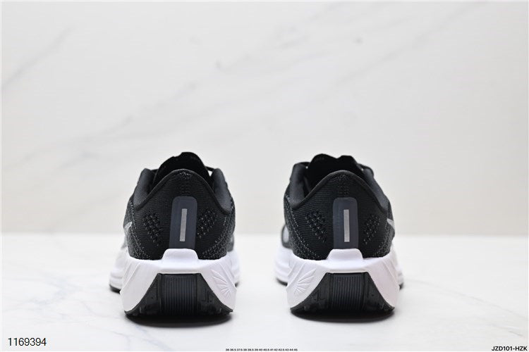 Nike Air Zoom Pegasus Plus