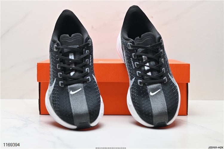 Nike Air Zoom Pegasus Plus