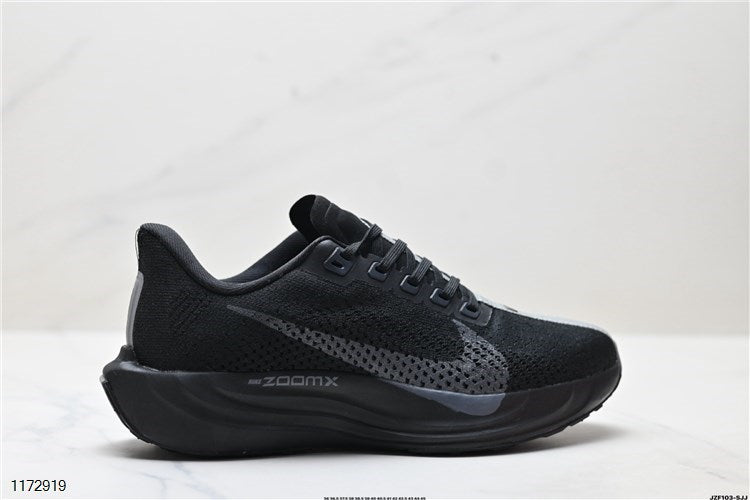 Nike Air Zoom Pegasus Plus