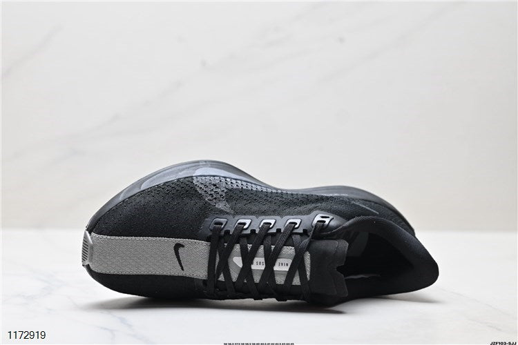 Nike Air Zoom Pegasus Plus