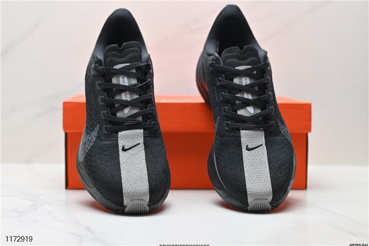 Nike Air Zoom Pegasus Plus