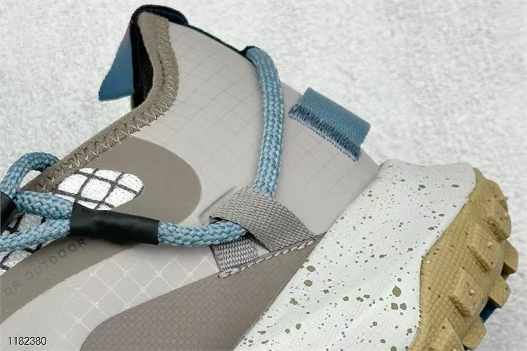 NIKE ACG Mountain Fly Low GTX SE