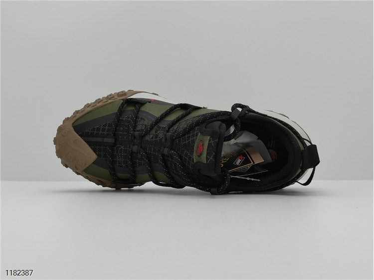 NIKE ACG Mountain Fly Low GTX SE