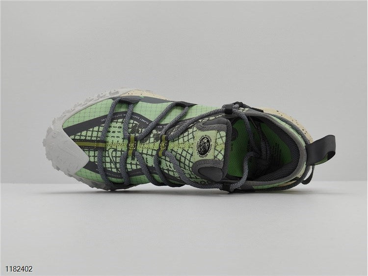 NIKE ACG Mountain Fly Low GTX SE