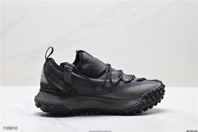 NIKE ACG Mountain Fly GTX SE