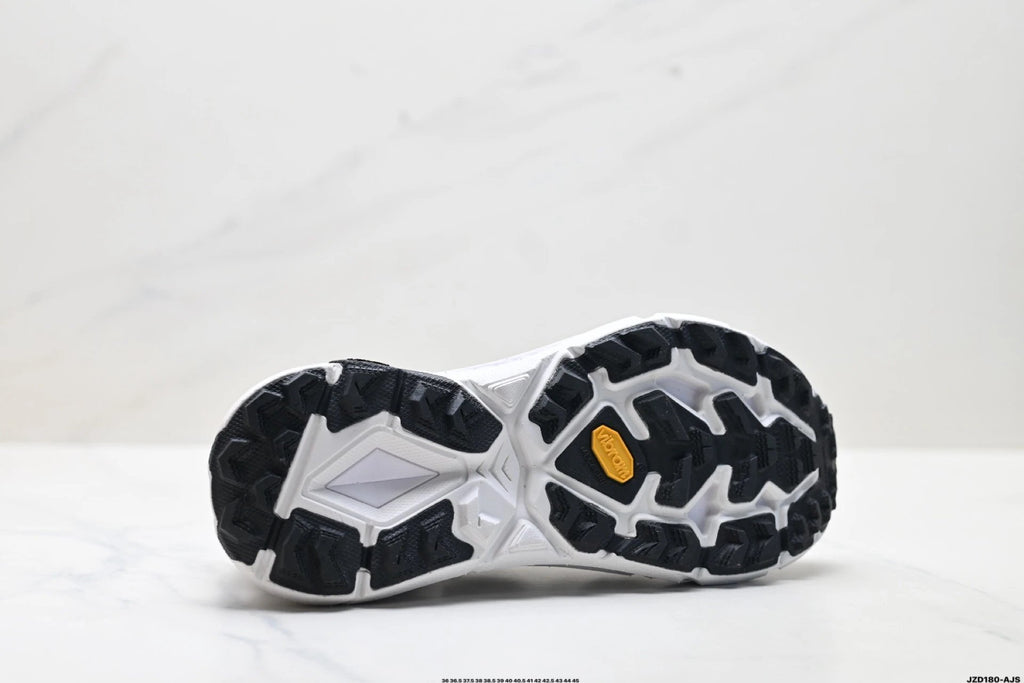Hoka Mafate Speed 4 Lite