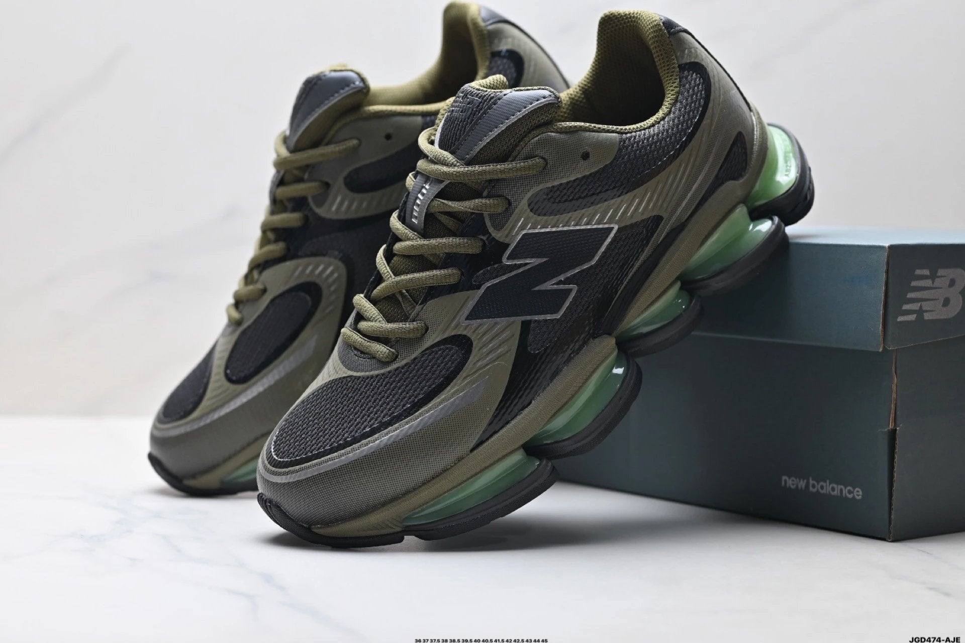 New Balance ABZORB 2000