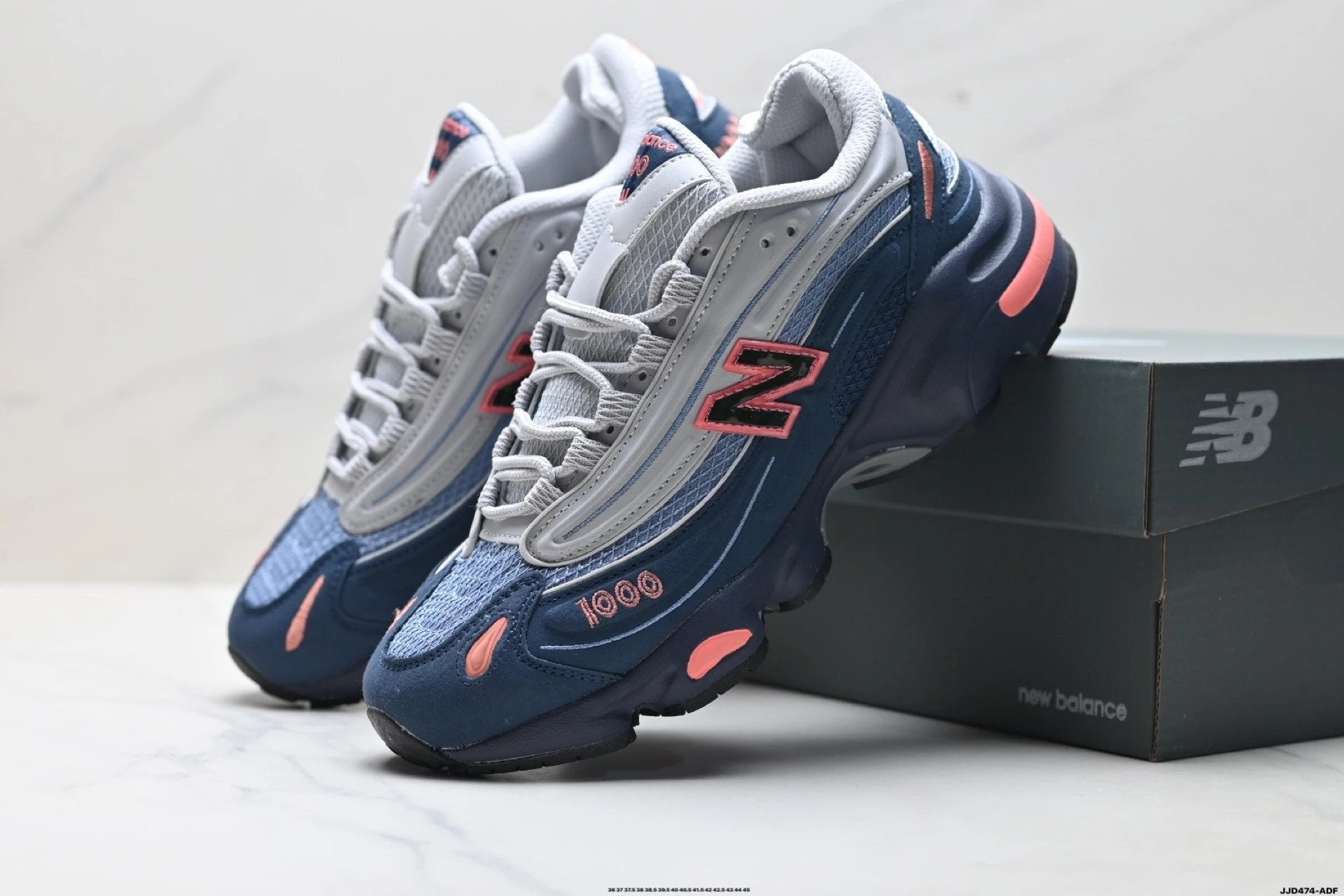 New Balance 1000