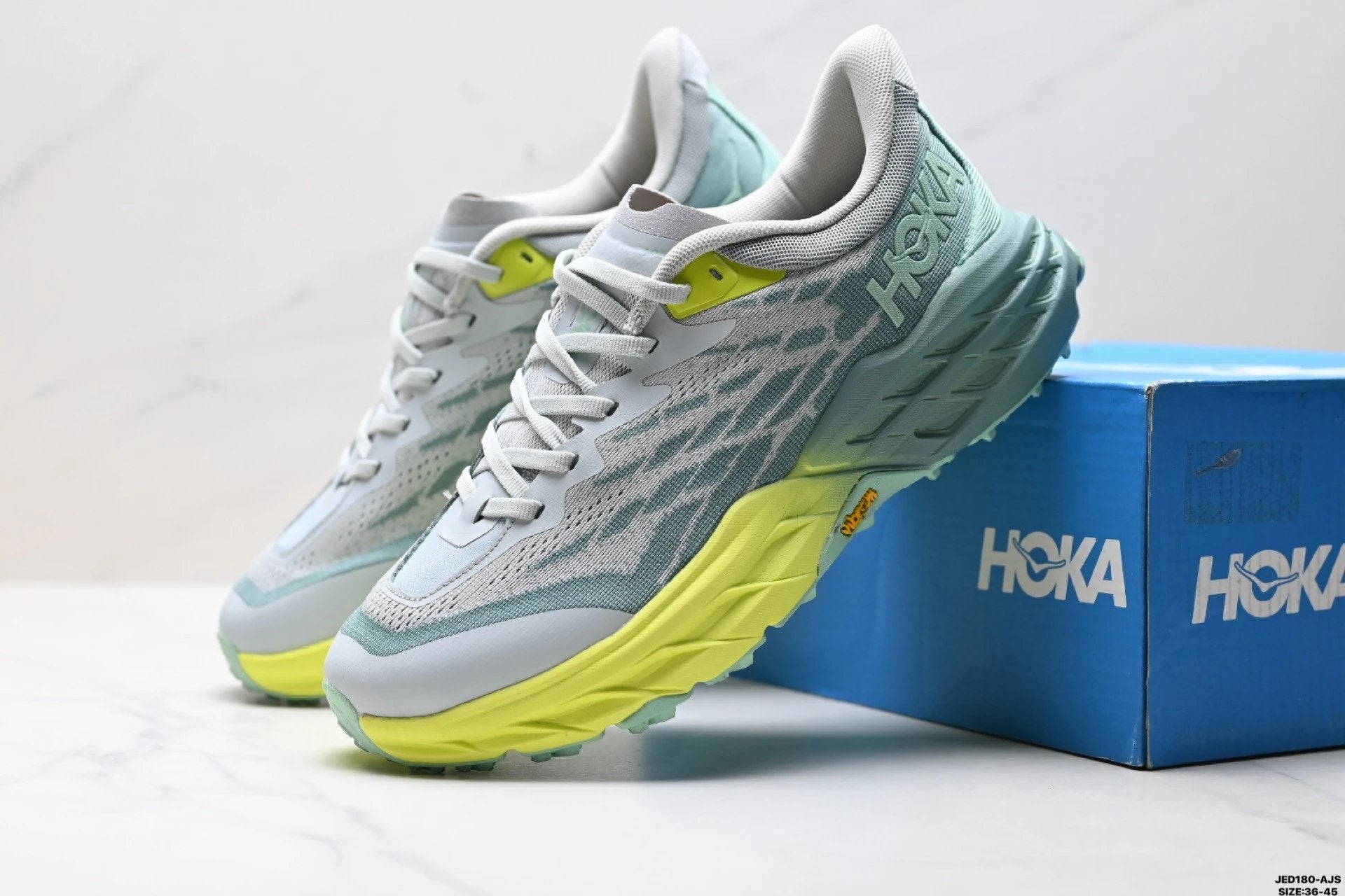 Hoka Speedgoat 5