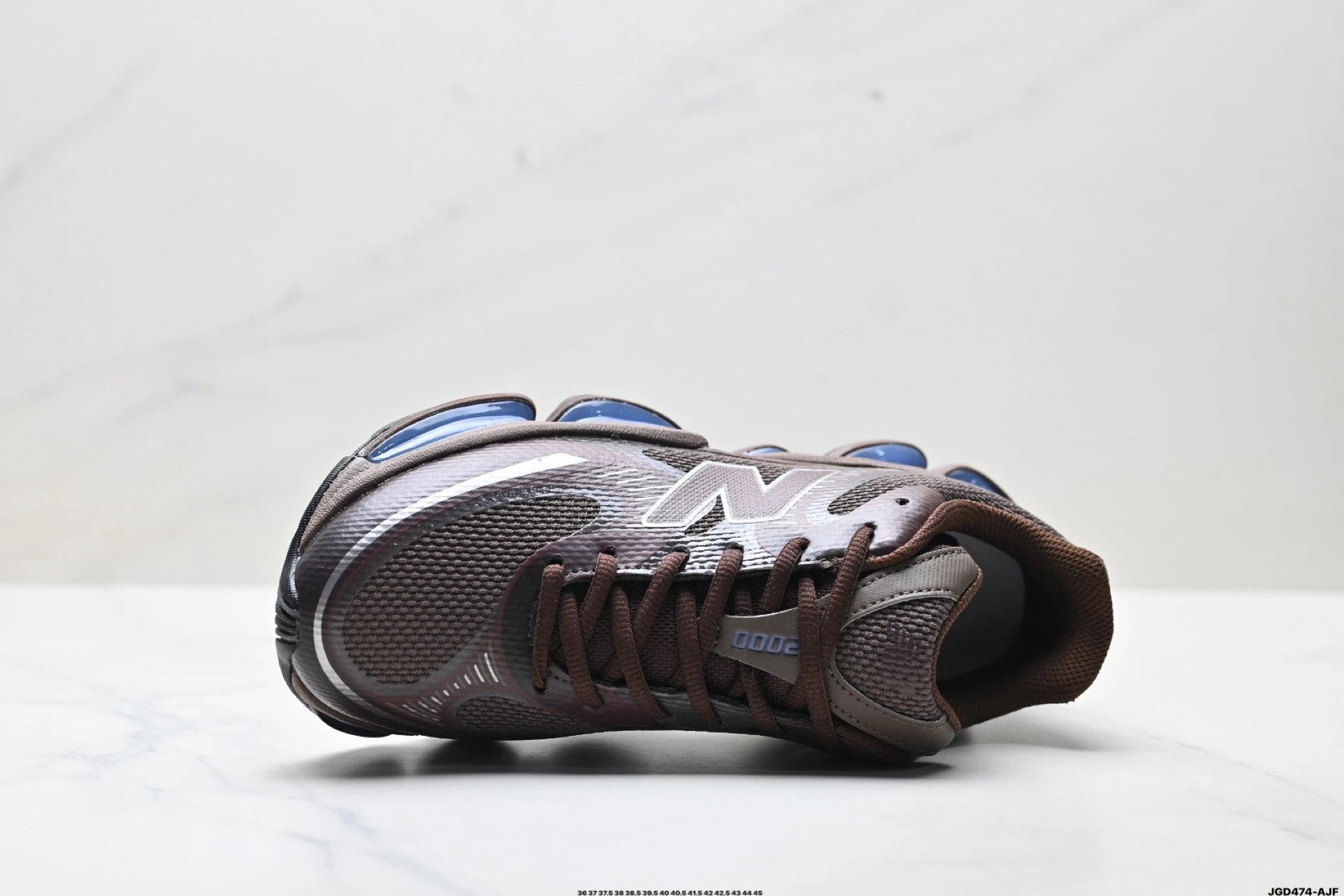 New Balance ABZORB 2000