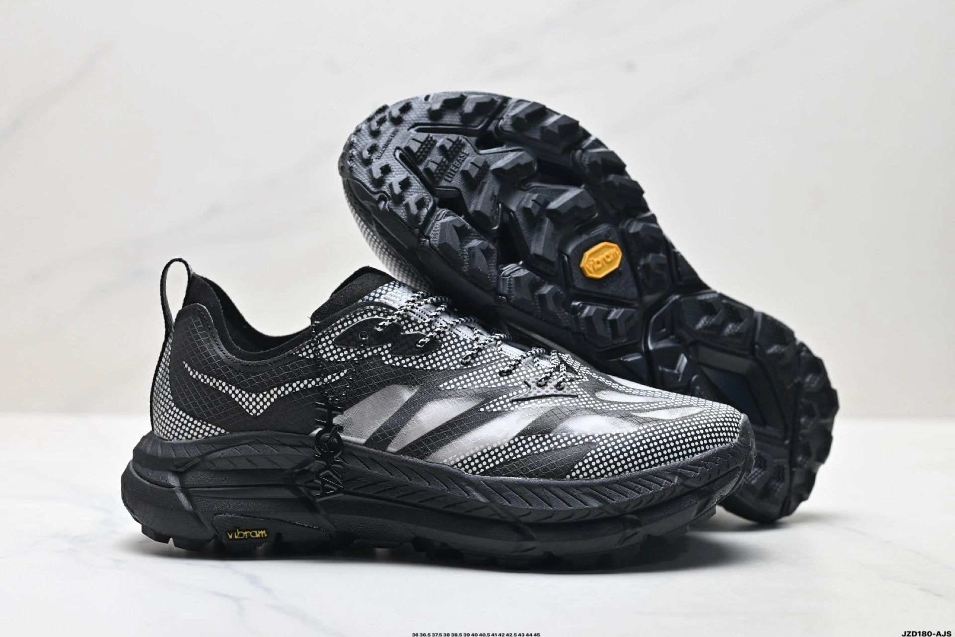 Hoka Mafate Speed 4 Lite