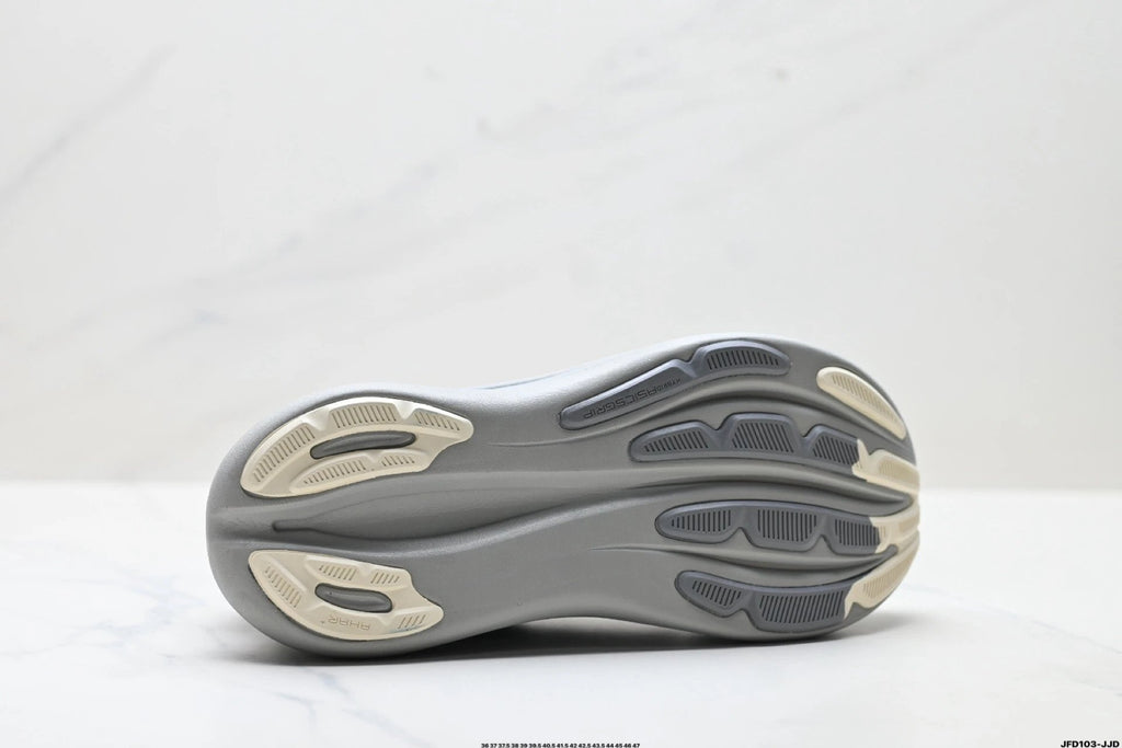 Asics Nimbus 28