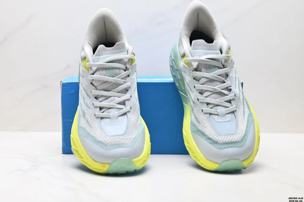 Hoka Speedgoat 5