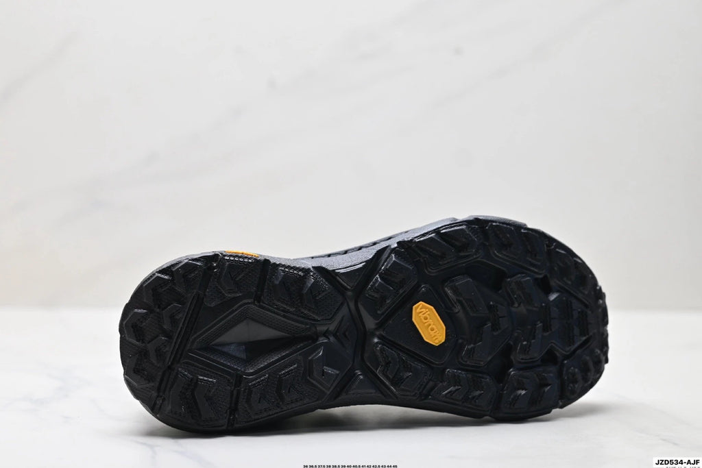 Hoka Mafate Speed 4 Lite