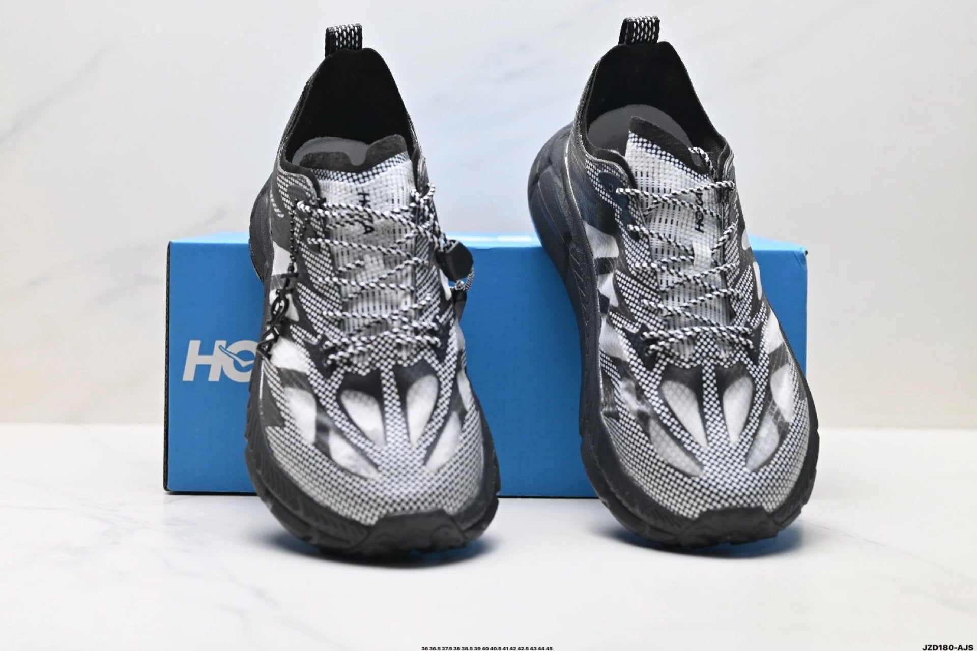Hoka Mafate Speed 4 Lite