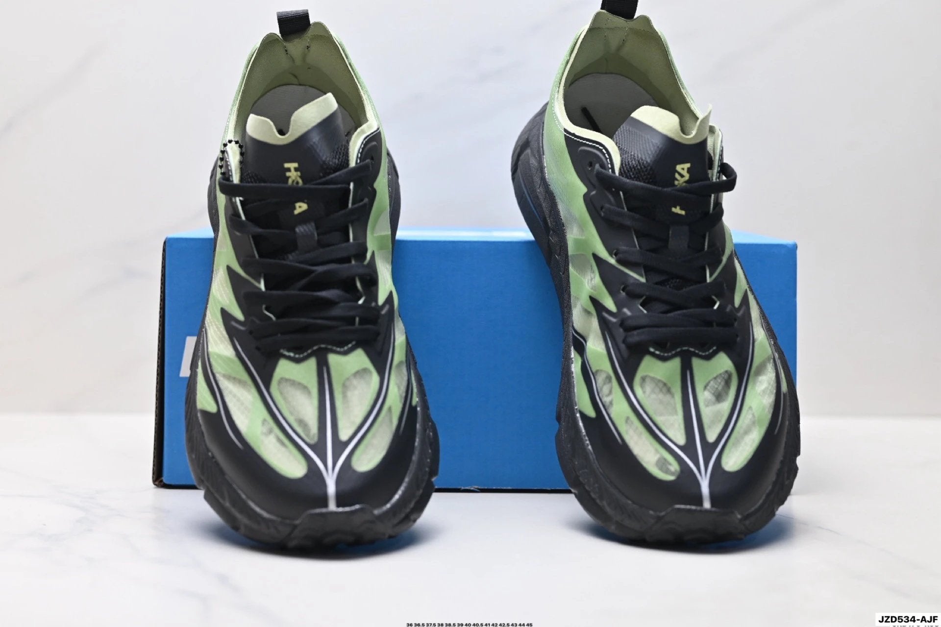 Hoka Mafate Speed 4 Lite