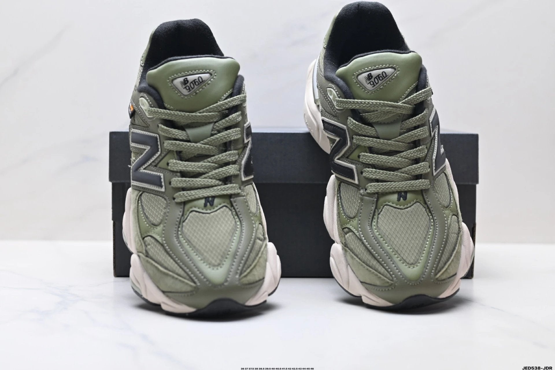 New Balance 9060