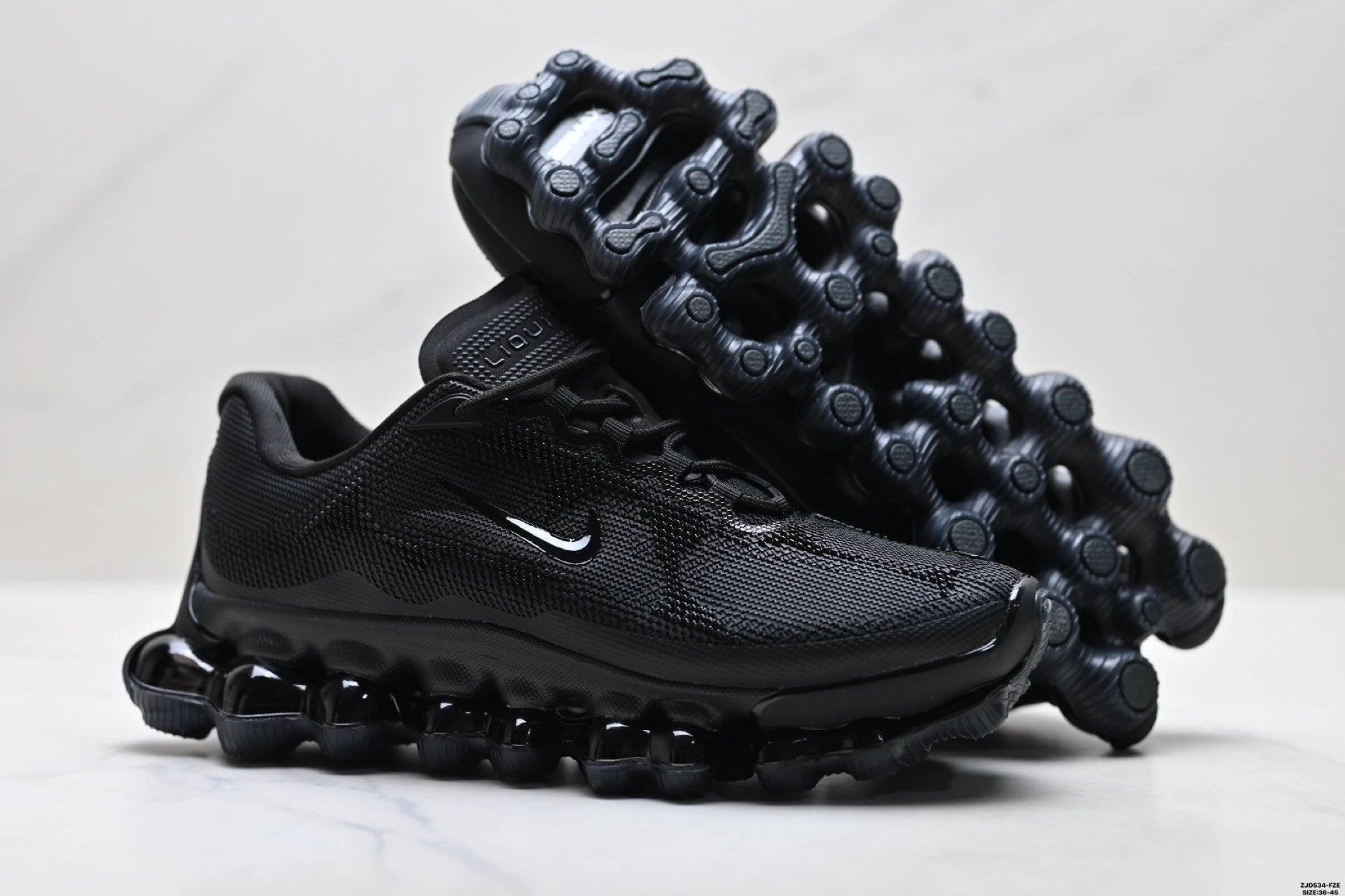 Nike Air Liquid Max-Fit