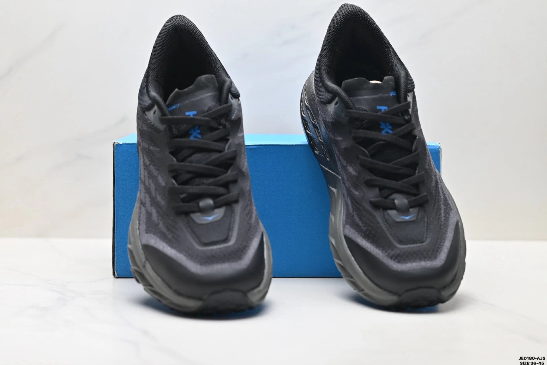Hoka Speedgoat 5