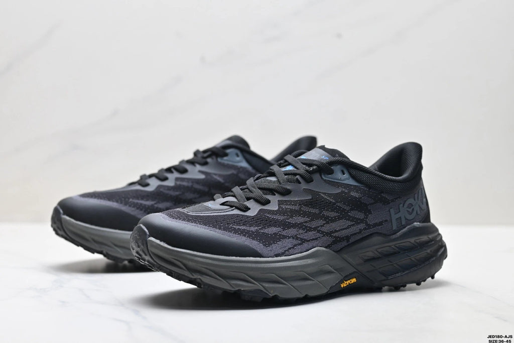 Hoka Speedgoat 5