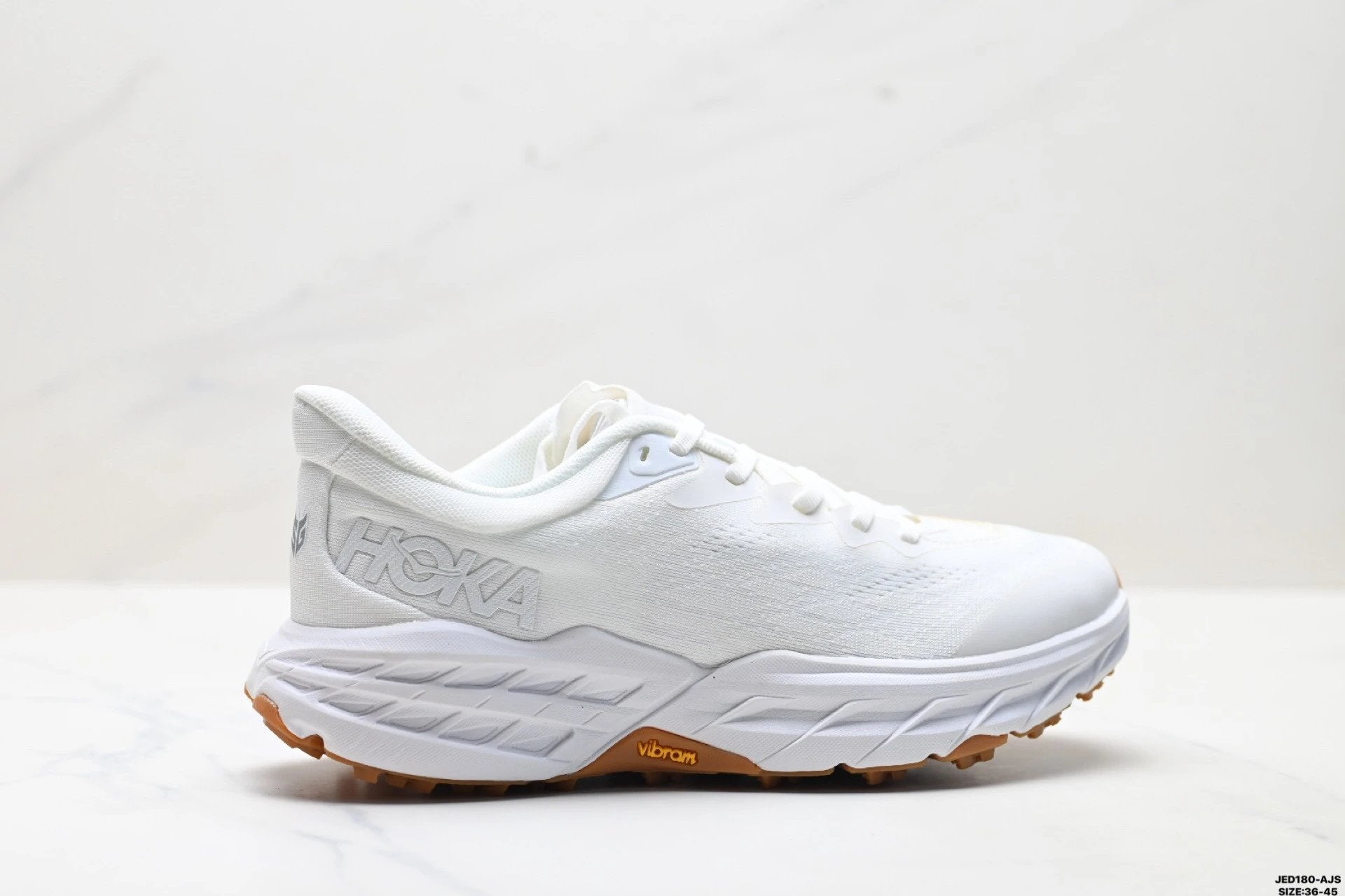 Hoka Speedgoat 5
