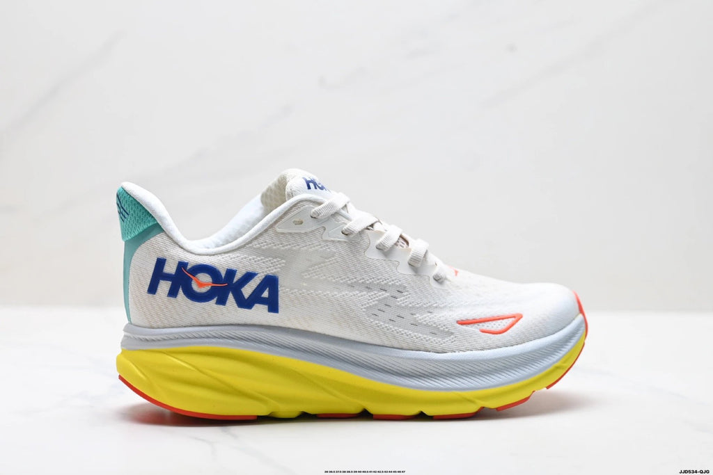 Hoka Clifton 9
