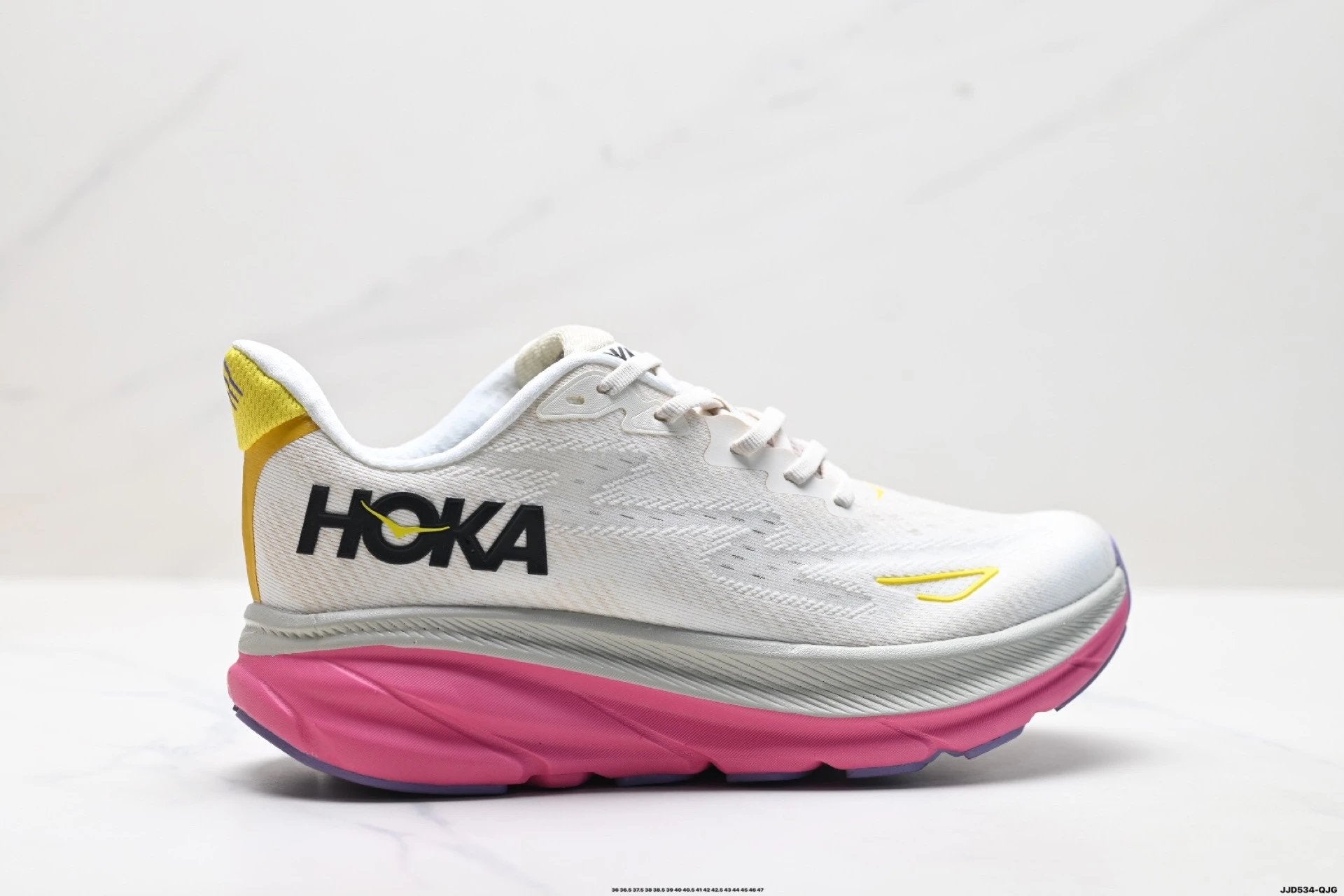 Hoka Clifton 9