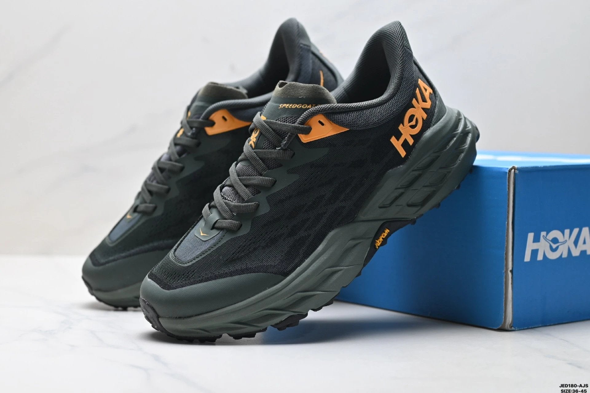 Hoka Speedgoat 5