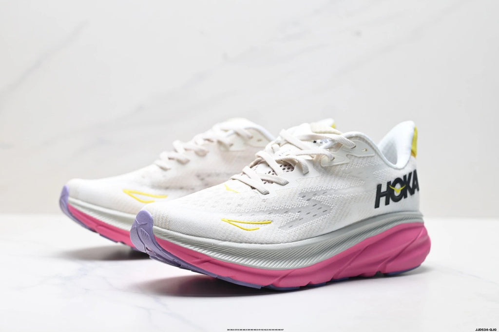 Hoka Clifton 9