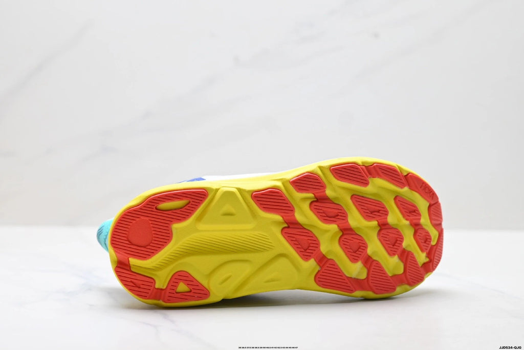 Hoka Clifton 9