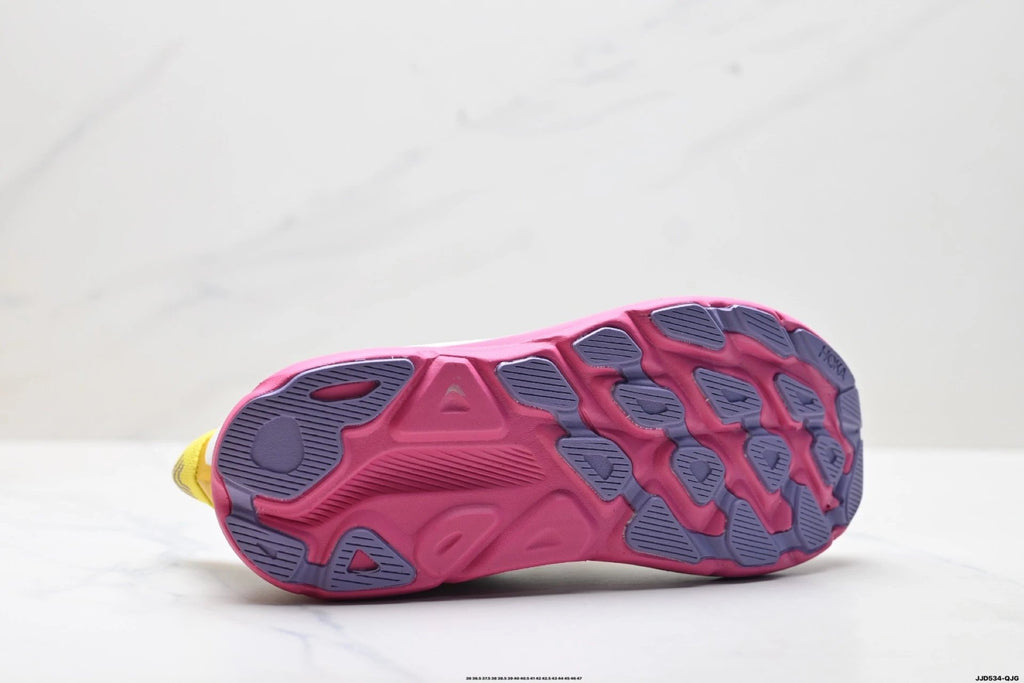 Hoka Clifton 9