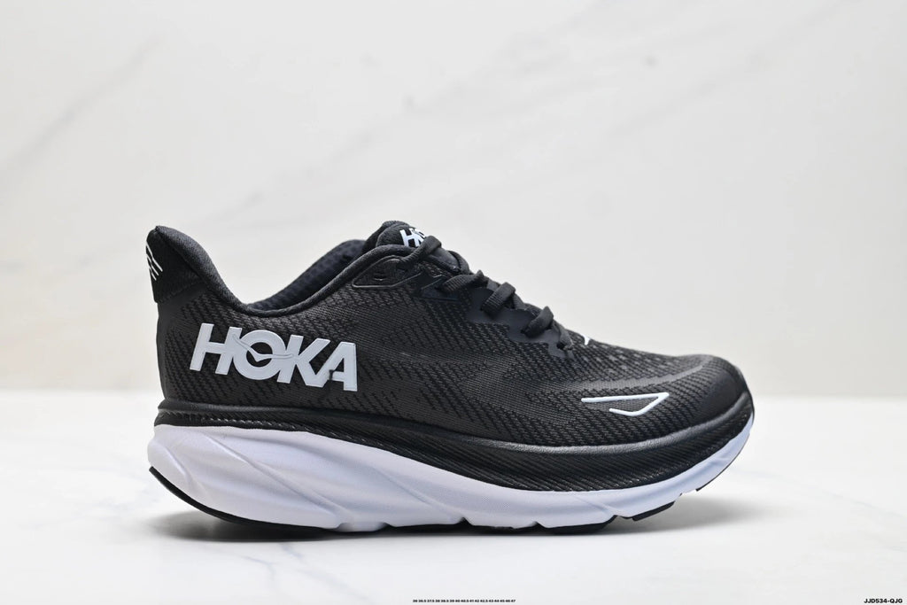 Hoka Clifton 9