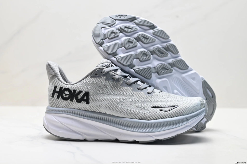 Hoka Clifton 9