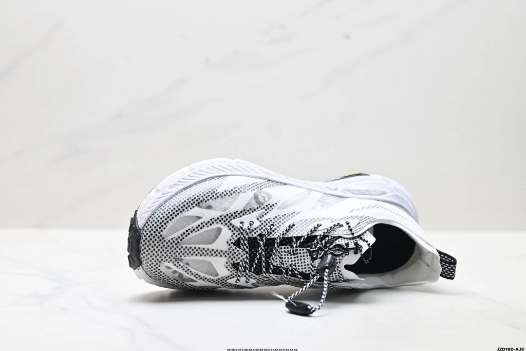 Hoka Mafate Speed 4 Lite