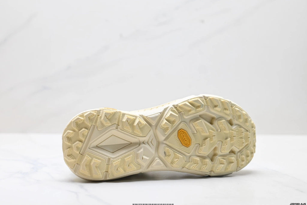 Hoka Mafate Speed 4 Lite