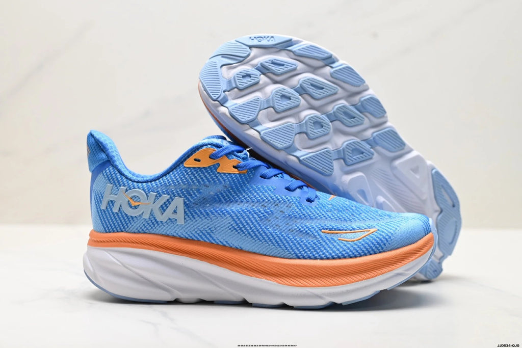 Hoka Clifton 9